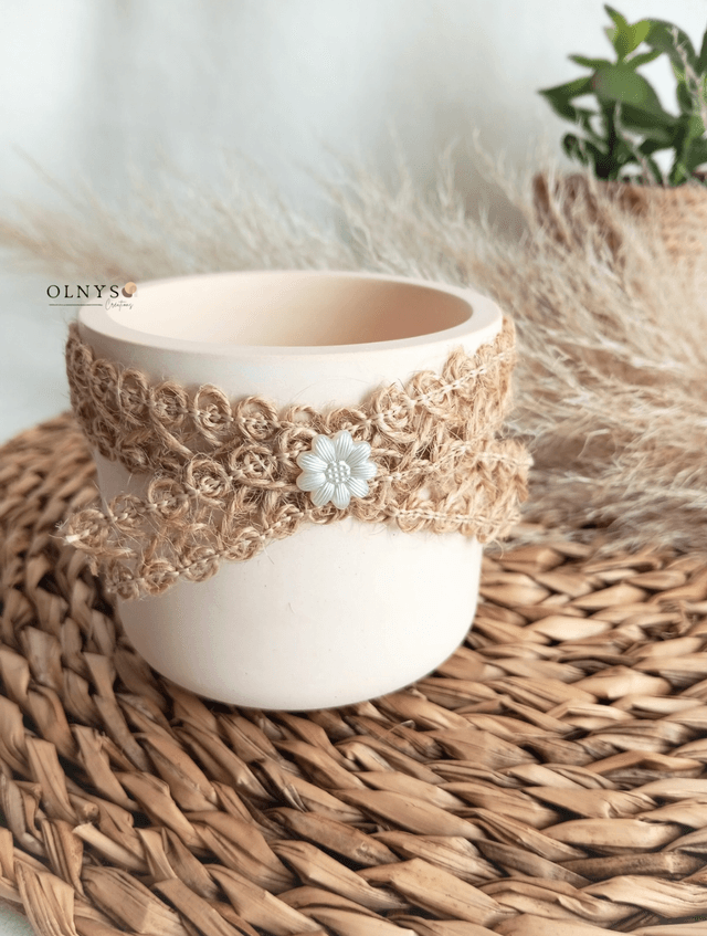 Pot en plâtre avec ruban de jute - Modèle Soft Peach