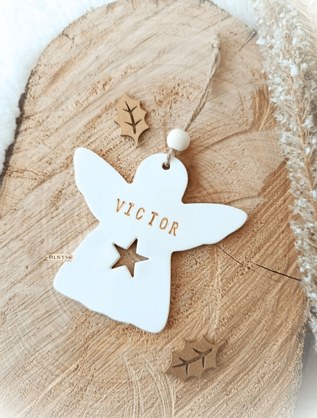 Décoration / Ornement de Noël - Ange avec prénom (personnalisable)