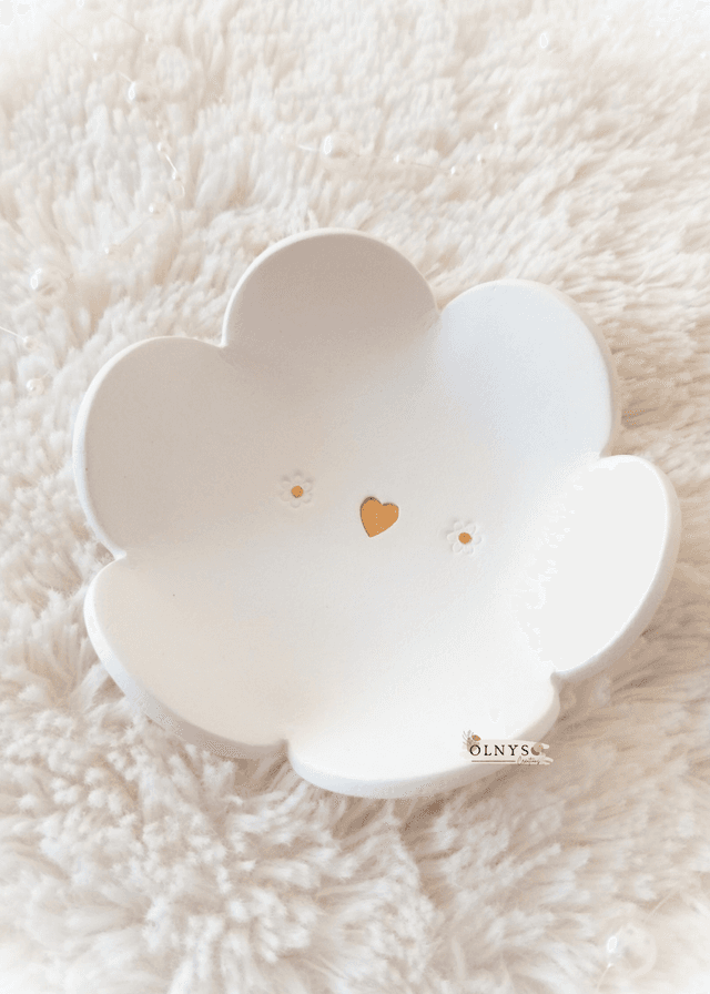 Coupelle porte bijoux en argile / Vide-poche